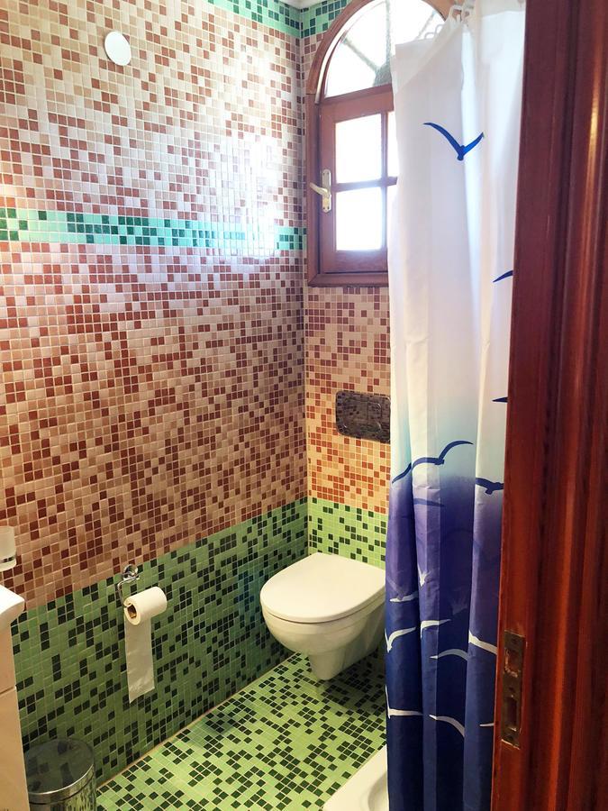 Regina Hotel Vasilátika エクステリア 写真